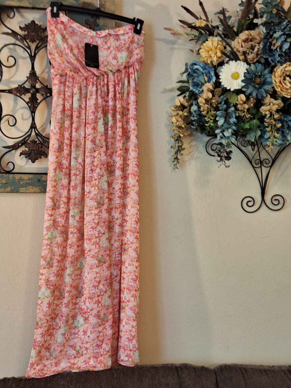 Zara Strapless Pink Floral Maxi Dress. NWT Size XS